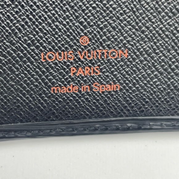 Louis Vuitton Epi Wallet - Picture 9 of 11